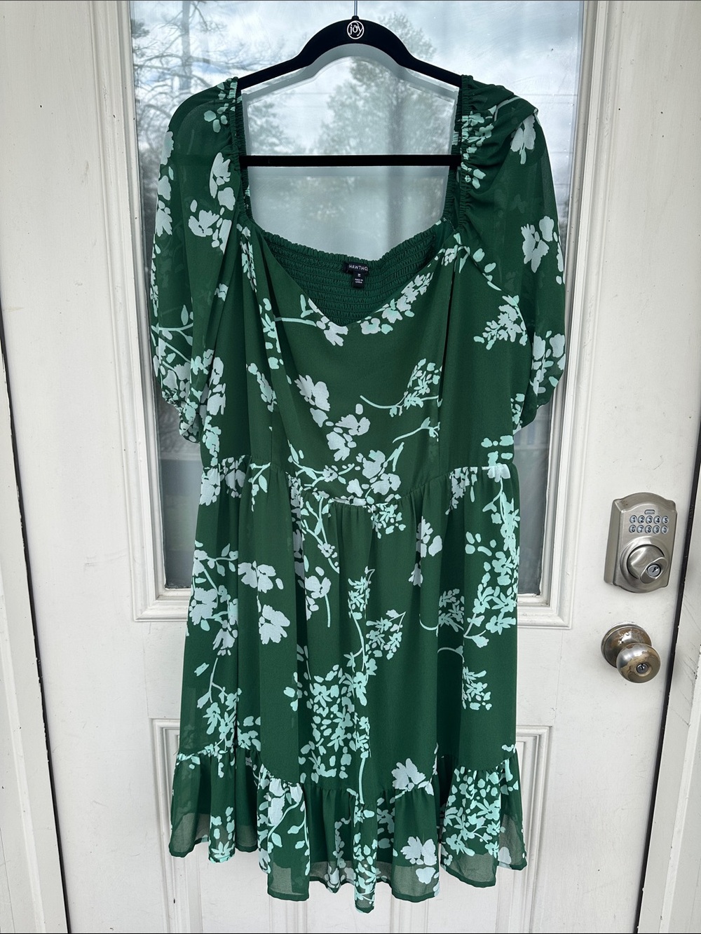 NWOT Hawthorn Green and White Floral Dress (3X)
